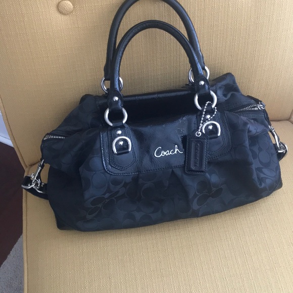 Coach Handbags - Coach Ashley w storage bag